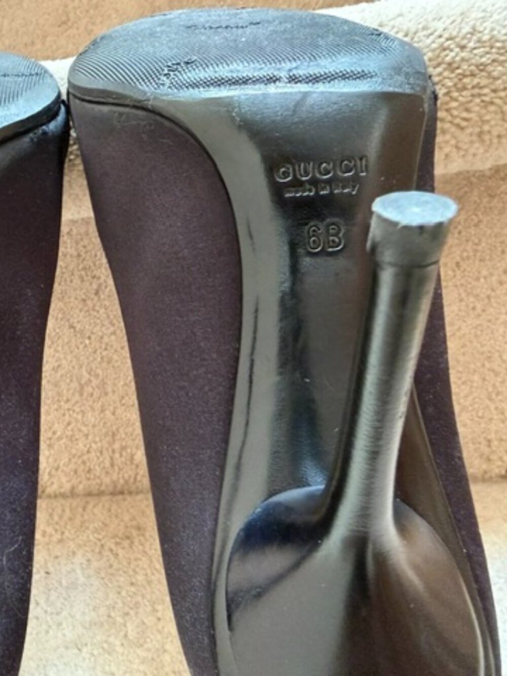 Gucci Satin Crystal Horsebit pumps - Picture 12 of 16